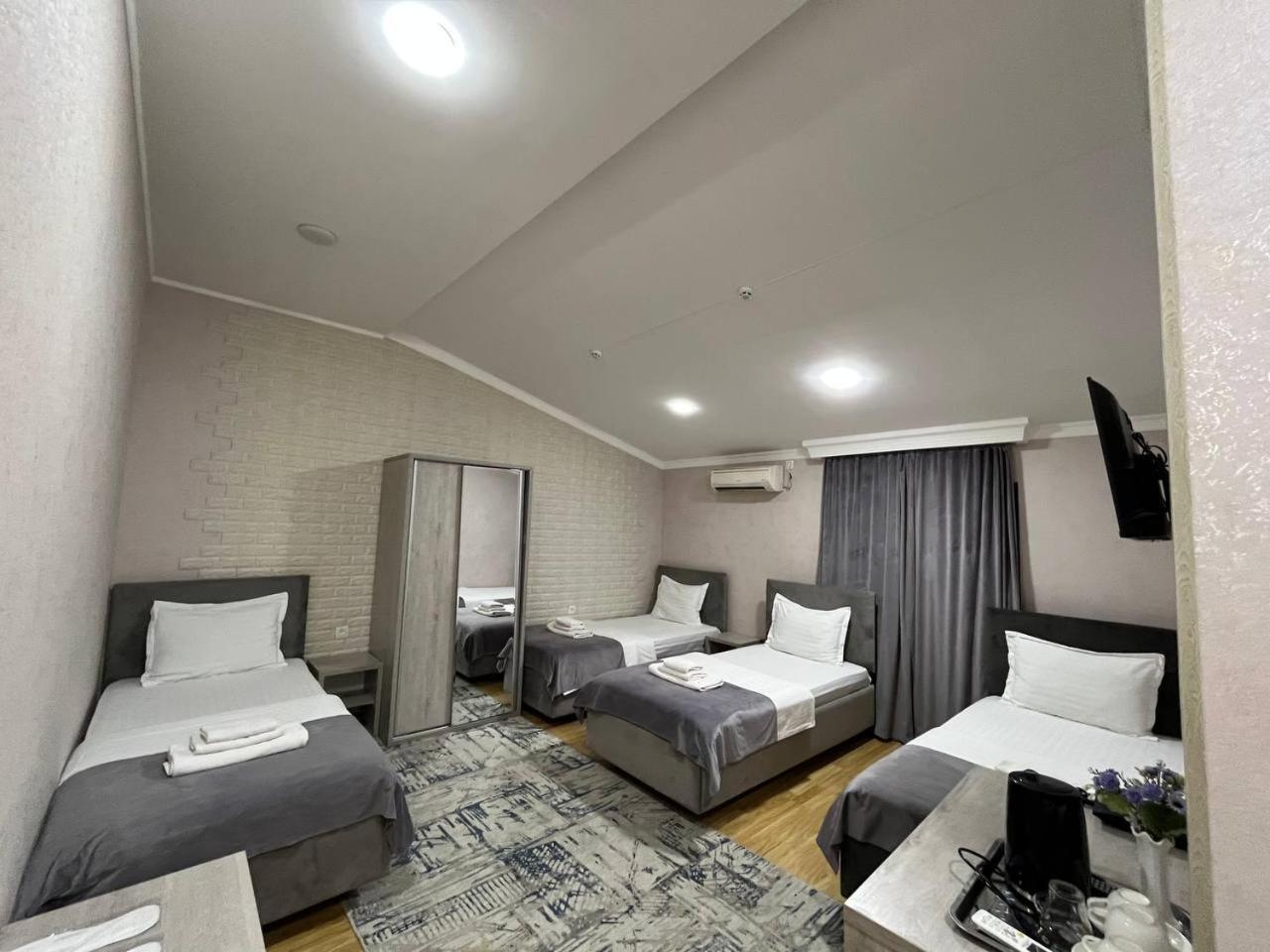 Hotel Shosh Boutique Ташкент Екстериор снимка